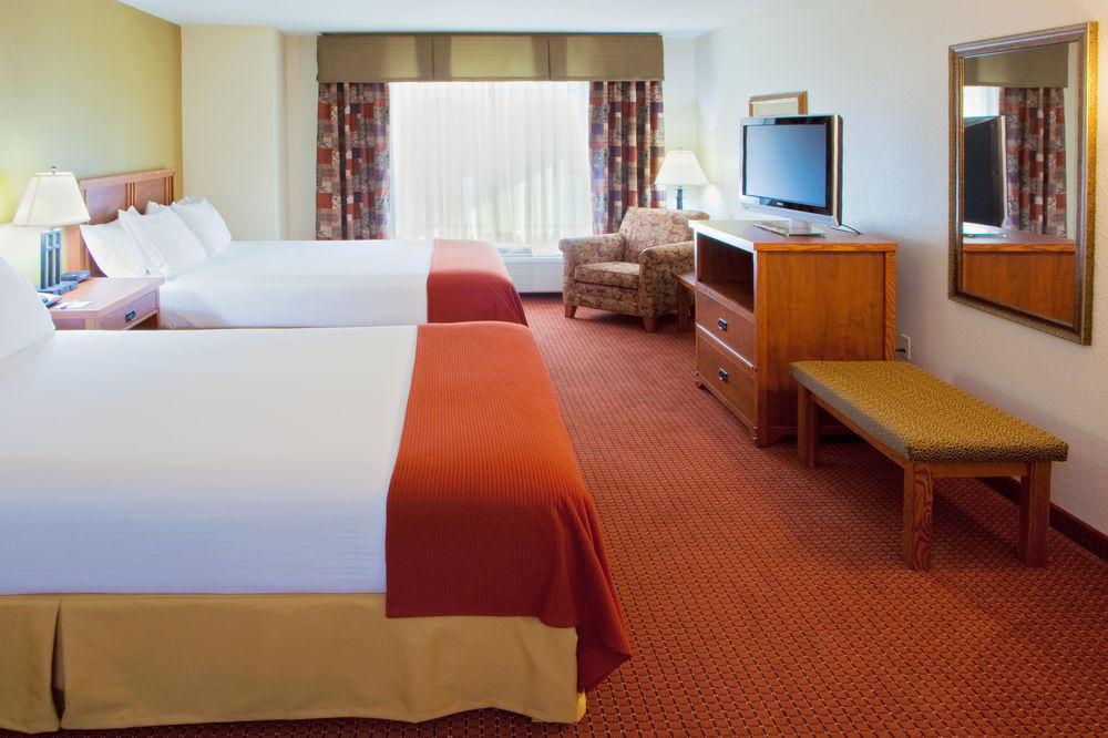 Holiday Inn Express Hotel & Suites Weston By Ihg Exterior foto