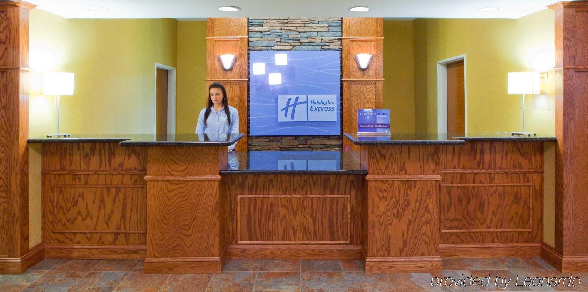Holiday Inn Express Hotel & Suites Weston By Ihg Exterior foto
